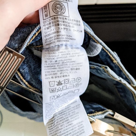 New Levi's High-Rise Stretchy Blue Denim Shorts Size 24 - Picture 9 of 10